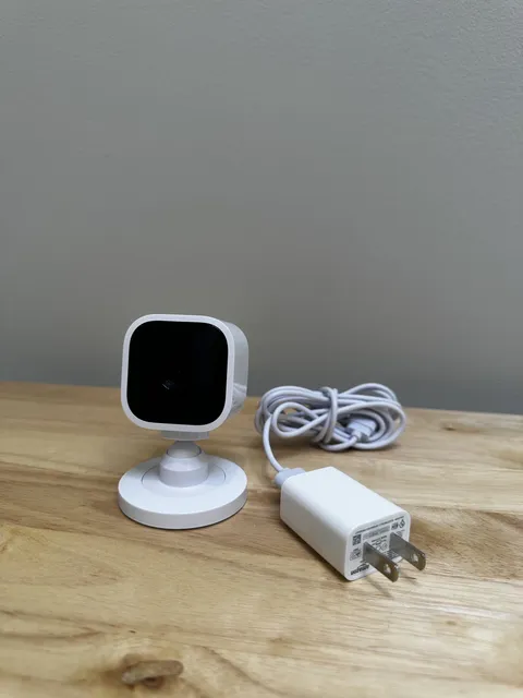 BLINK - Mini Indoor 1080p Wi-Fi Security Camera  - White 