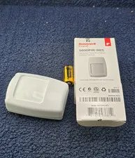 Honeywell 5800PIR-RES Wireless Passive Infrared (PIR) Motion Detector White