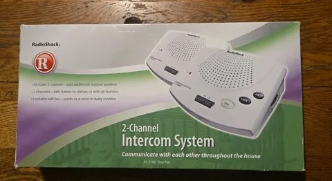 New Radio Shack FM Wireless Intercom 2-Channel Model 43-3106  In Box One Pair