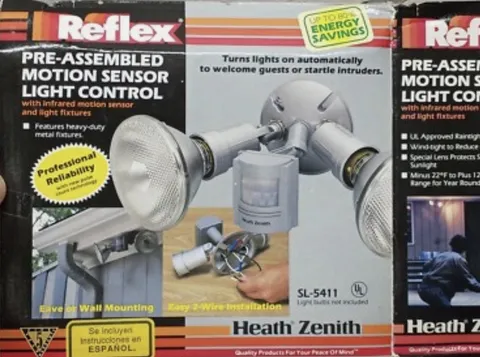 Heath Zenith Reflex Pre-Assembled Motion Sensor Light Control SL-5411 New