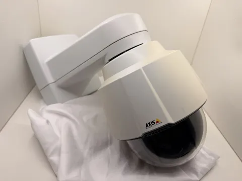 AXIS P5655-E Network PTZ Camera WDR 32x Optical Zoom Impact W/ Wall Mount