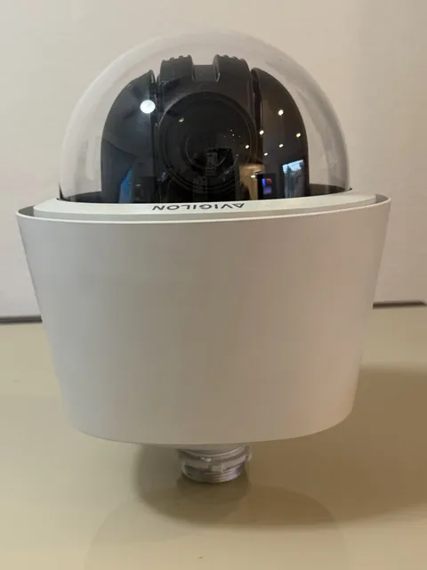 Avigilon 2.0C-H6A-PTZ-DP30 Security camera.