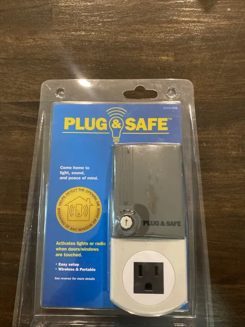 PLUG & SAFE (Activates lights or radio when doors/windows are touched) NEW