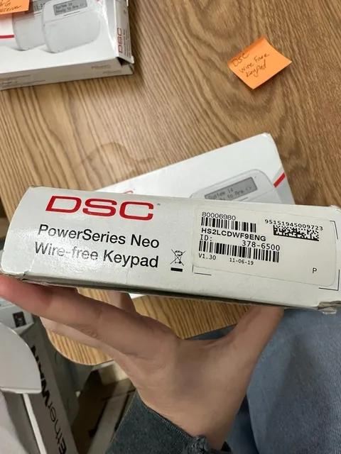 DSC POWERSERIES NEO WIRE-FREE KEYPAD
