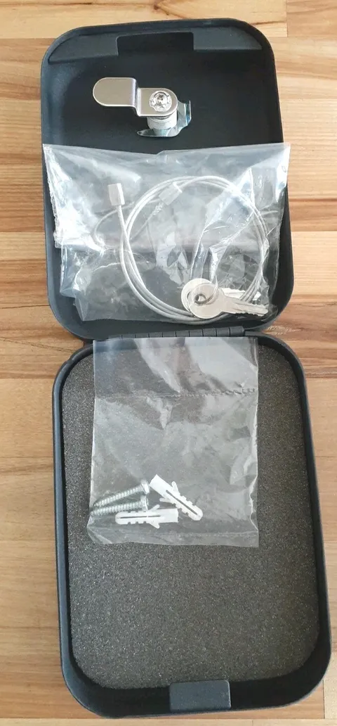 Portable Safe Box, 2 Key, Mounting And Security Cable, Personal Security Case 