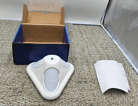 BOSCH DS9370 360° Ceiling-Mount TriTech Motion Detector, Up to 20ft Mount Height