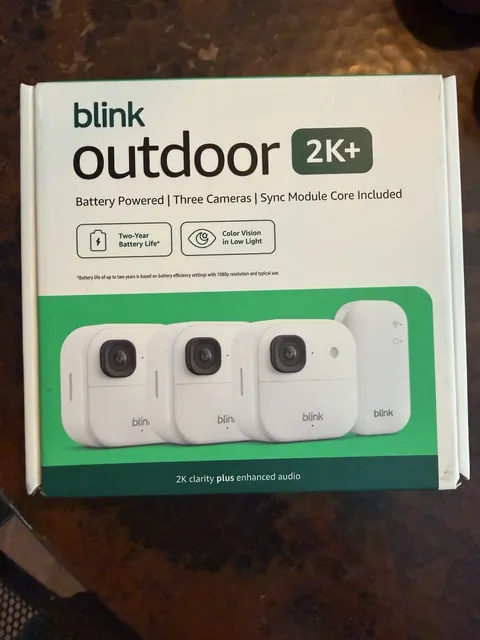 NEW 3 PACK Blink Outdoor 2K+ Wireless Security WHITE CAMERAS W/ SYNC CORE MODULE