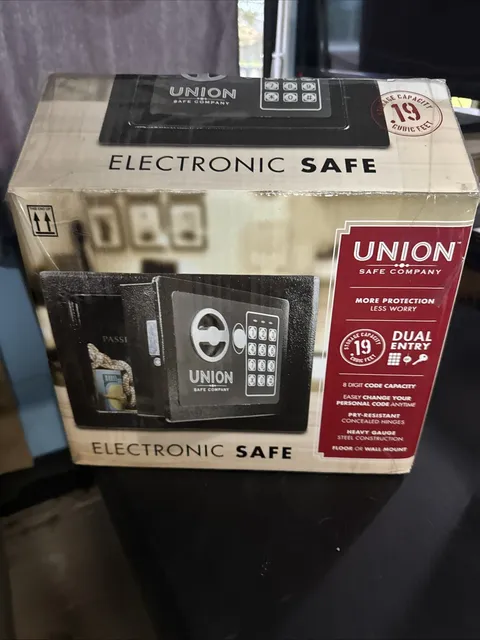Union Safe Company Electronic Digital Safe Box Dual Entry Keypad w/ Keys .37 CU