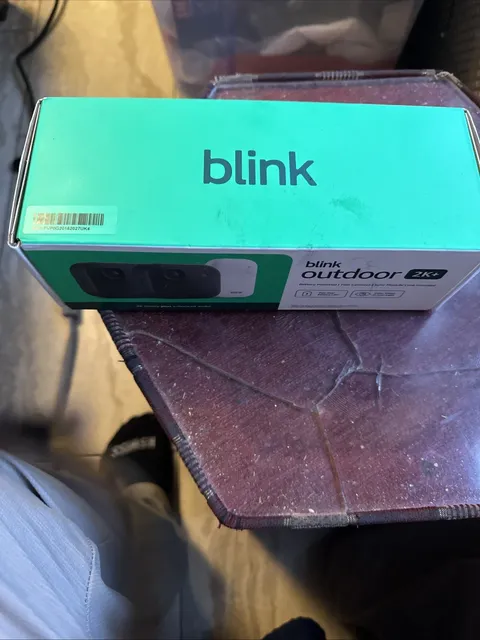 NEW BLINK OUTDOOR 2K+ WIRELESS SECURITY 2 CAMERA SYSTEM - WHITE -