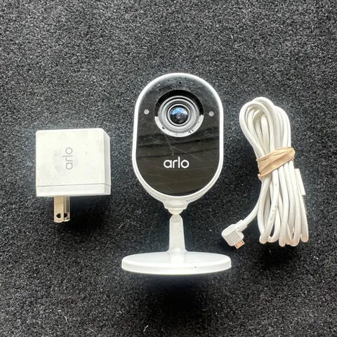 (F) Arlo Essential Indoor Security Camera VMC2040 White w/ Mount & Power