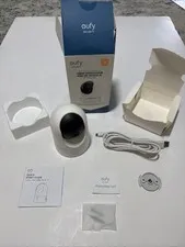 eufy E220 Indoor Security Camera 3MP Wi-Fi Baby Pet Monitor Night Vision EUC