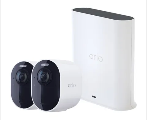 Arlo Ultra Security Camera 4K 3rd Gen(2025) 2-pack W/ Smart Hub. Sealed/White.A2