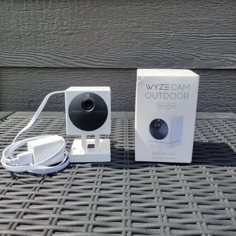 Wyze Cam Outdoor WVOD1 1080p Wire-Free Expansion Camera w/ Box Power Adapter