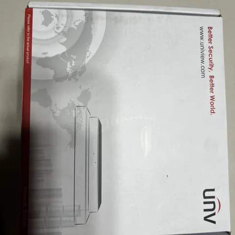 Un 5 Port. Poe