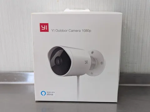 YI Outdoor Camera Wi-Fi 1080p NEW  Weatherproof Night Vision Model YHS 3017