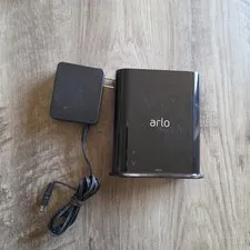 Arlo Ultra Smart Hub Connects Arlo Cameras to Wi-Fi, VMB5000 Black 