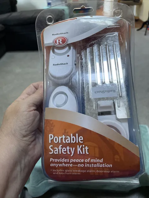 RadioShack Portable Safety Kit Alarms No Installation Brand New