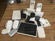 Vivint Outdoor Camera Pro Gen 2 + Spotlight and power supply 