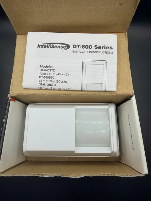 Honeywell IntelliSense DT640STC Dual Tech Motion Detector Alarm Sensor 40' x 40'