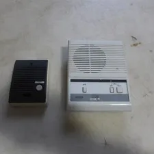U201 AIPHONE LEM-1DLC AND LE-DM AUDIO DOOR ANSEWRING INTERCOM SET FREE SHIPPING