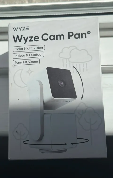 Wyze Cam Pan v3 1080p Wi‑Fi IP Camera White, Color Night Vision Pan/Tilt