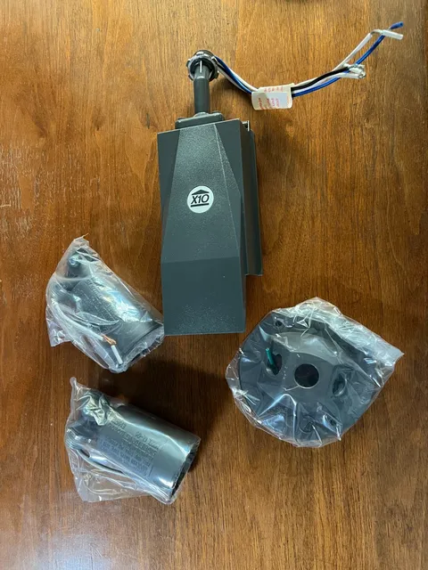 Motion Activated Camera with lights X-10 Model VT38A