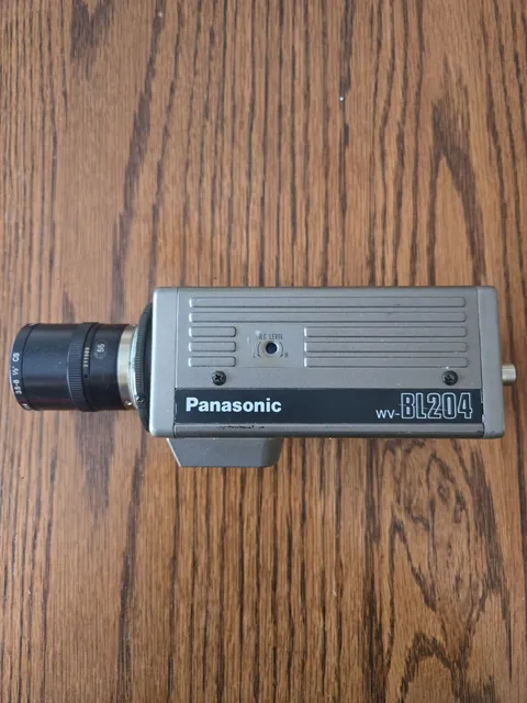 Panasonic WV-BL204  CCTV Camera with Cosmicar 8.5mm 1:1.5 TV Lens UNTESTED