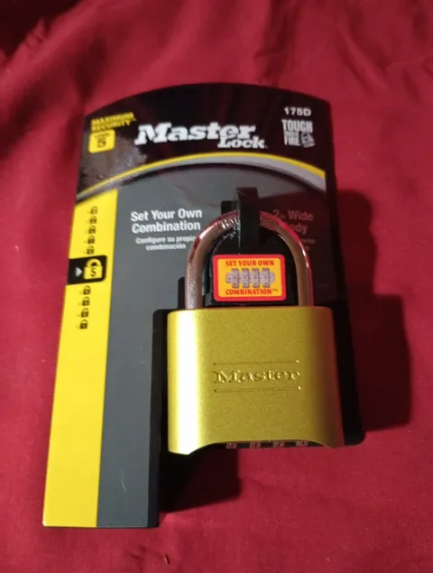 Master Lock Outdoor Resettable Combination Padlock, 2-in Wide x 1-in Shackle NEW