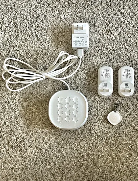 🔥HOT🔥Siren + Keypad By Kangaroo With 1 Roo Tag + 2 Plugin Doorbell Chimes*EXC*