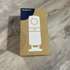 SimpliSafe Smart Alarm Wireless Indoor Security Camera CM006 Latest Model NEW