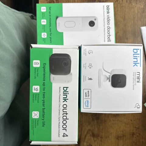 Blink Whole Bundle–Outdoor 4 cam+Mini cam+Video Doorbell (2nd Gen)+Sync Module