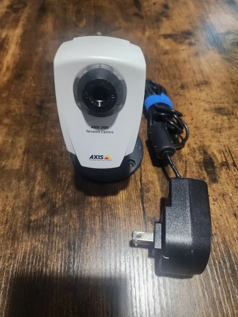 AXIS 206 Network Camera 0199-001-04 | IP Surveillance Camera with Stand