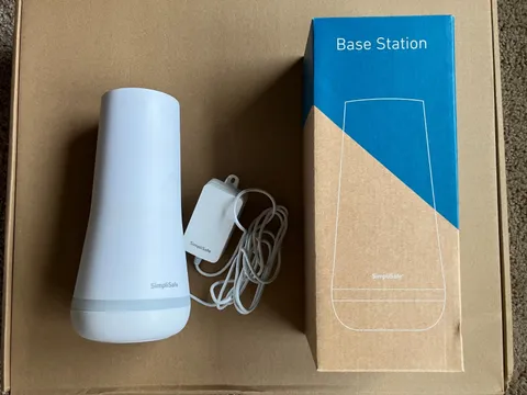 SimpliSafe Base Station - Current Gen 3 (SSBS3) + Power Adapter + Box - Used