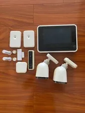 Vivint Smart Home Bundle - Unregistered Factory Reset Hub, 3x Cameras Pro, 6x Se