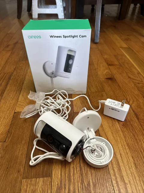 Winees  Alexa Security Camera Outdoor 2K Wi-Fi Spotlight Cam 360° Auto Tracking