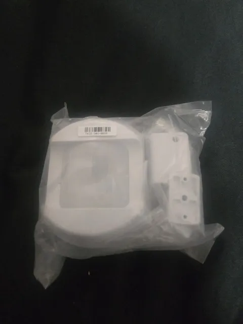 Brand New 2GIG 2GIG-PIR1-345 Wireless Pet Immune Motion Sensor (pulled from kit)
