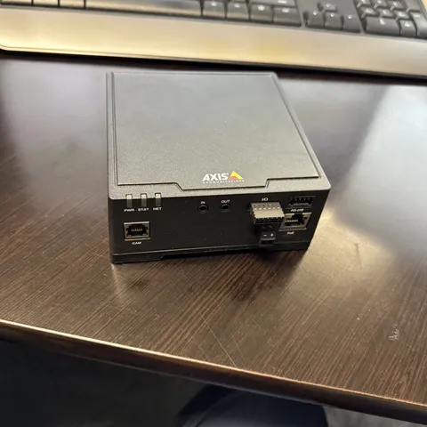 AXIS COMMUNICATIONS F41 MAIN UNIT POE P/N: 0658-001-02 Tested & Working
