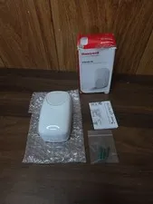Honeywell IS3050A-SN PIR Motion Detector White 35ft New Open Box 