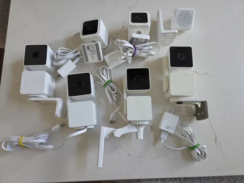 Lot Of Used Wyze Cam Pan V3 and Static V3 Security Cameras and Doorbell Chime