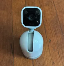 Blink 7-Camera Security System Lot w/ Sync Module 2, Mounts & USB Cable