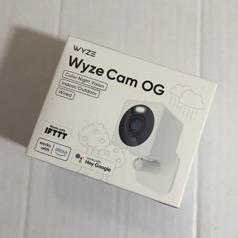 NEW Wyze Cam OG WYZECGS 1080p Indoor/Outdoor Security Camera Built-in Spotlight