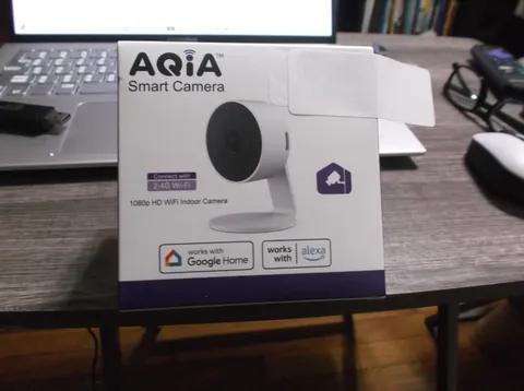 AQIA Smart Camera 1080p HD WiFi Indoor Camera Model SC009-WL2