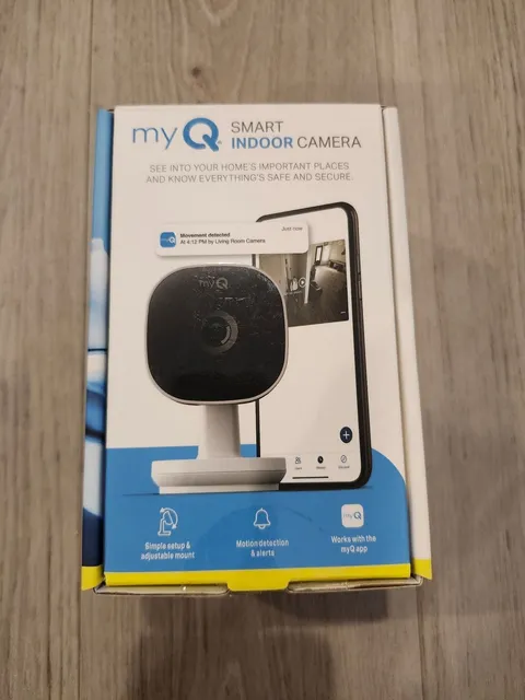 myQ Smart Indoor Camera Full HD 1080p Night Vision Motion Detection