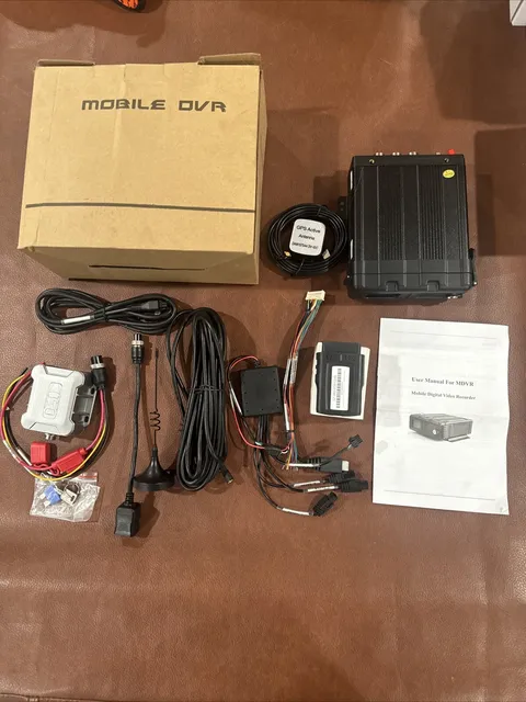 MDVR MOBILE DIGITAL VIDEO RECORDER DVR MINI PORTABLE 5CH 1080P GPS Antenna