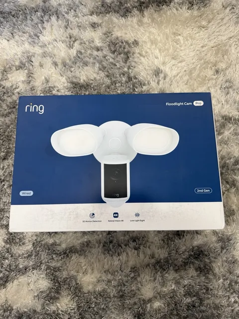 Ring Floodlight Cam Pro Wired 2nd Gen Retinal 4K - White , New + Sealed