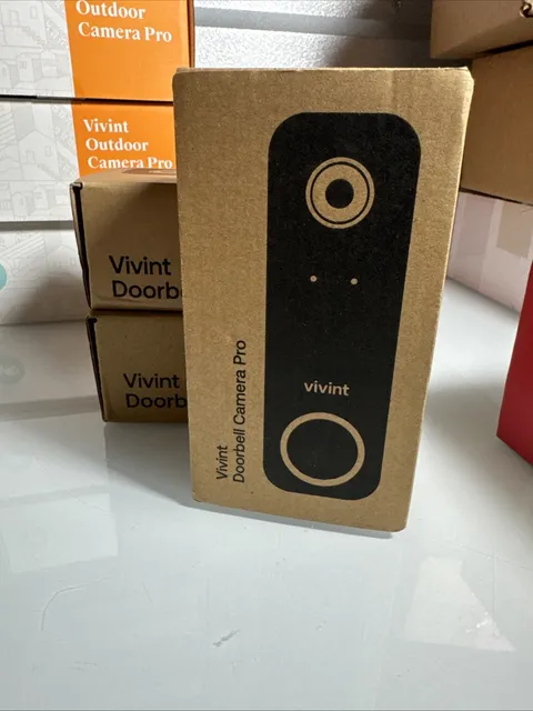 BRAND NEW Vivint Doorbell Camera Pro Gen 2 VS-DBC350-WHT