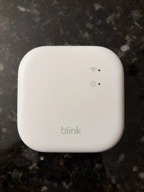 Sync Module XR (newest model) System hub for all Blink dev,up to 400 Ft & Holder