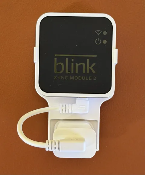 Blink Sync Module 2 with Outlet Mount Holder