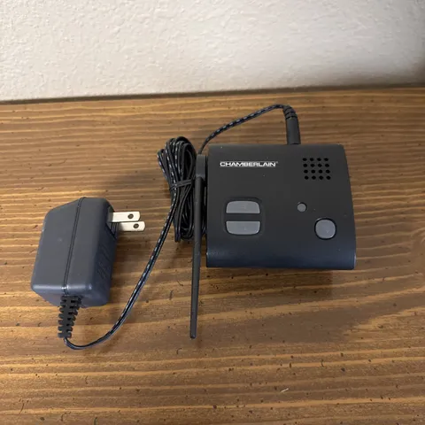 Chamberlain CWA2000 Wireless Motion Alert System BASE ONLY NO SENSOR
