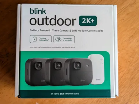 BLINK OUTDOOR 2K+ WIRELESS SECURITY CAMERA 3 CAMERA SYSTEM NEW w/Sync Module